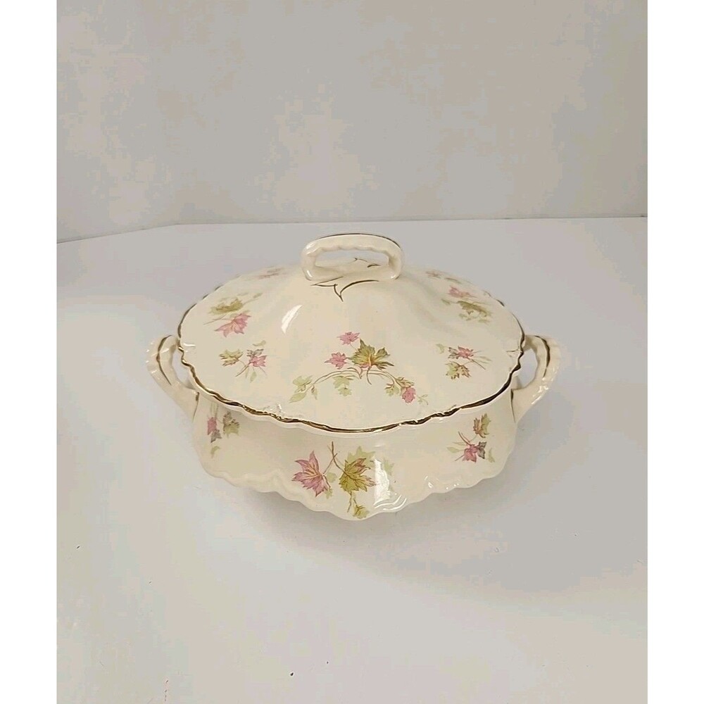 Homer Laughlin Covered Vegetable Casserole Serving Bowl K46N8 Maple Leaf Pattern